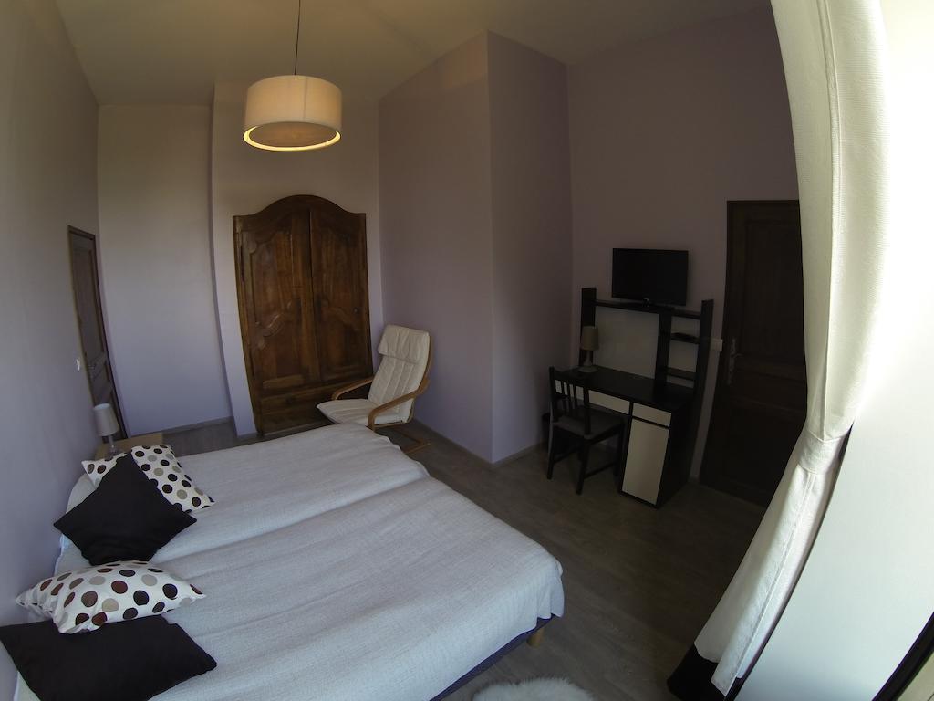 Du Chateau De Begue Apartment Cazaubon